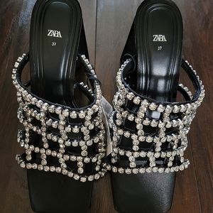 🔥 ZARA Rhinestone Caged Mules